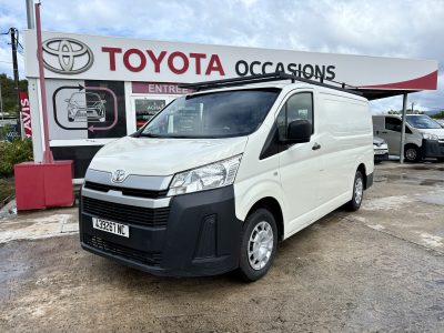 2021 TOYOTA HIACE occasion Nouvelle-Calédonie — Toyota Occasions NC — photo 1